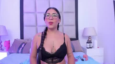 sussyfoxx_ online show from June 2026 08:37:02 PM