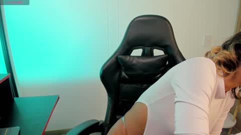 Snapshot of sussyprice chatting on December 2024 06:22:02 PM Sussy online show from December 2024 06:22:02 PM