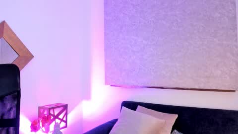 Susuya  online show from October 2025 05:42:01 PM