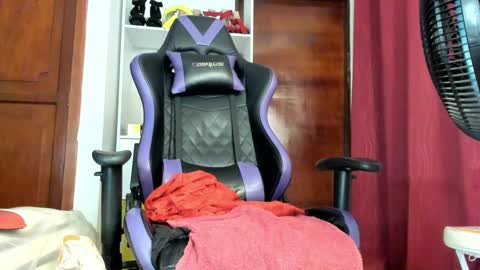 Susan   .. oo .. Independent Model online show from February 2025 12:15:01 AM