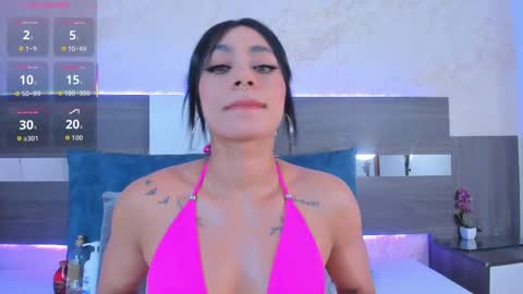 Susan  online show from September 2025 08:52:02 PM