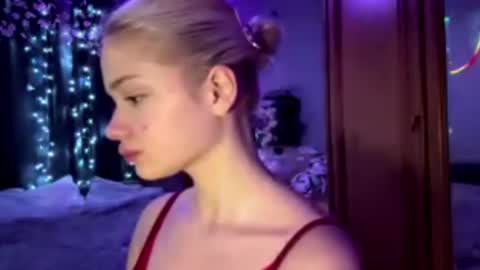 Snapshot of suzannabarmes chatting on May 2026 11:02:01 PM Stacy online show from May 2026 11:02:01 PM
