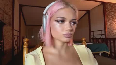 Stacy online show from August 2026 08:58:01 PM
