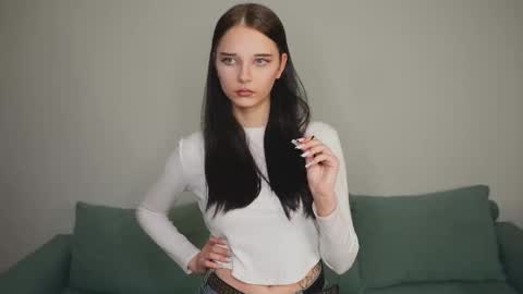 Snapshot of suzannetoye chatting on December 2025 07:32:01 PM Sena online show from December 2025 07:32:01 PM