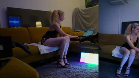 Snapshot of suzannexxxxxx chatting on July 2026 10:38:02 PM suzannexxxxxx online show from July 2026 10:38:02 PM