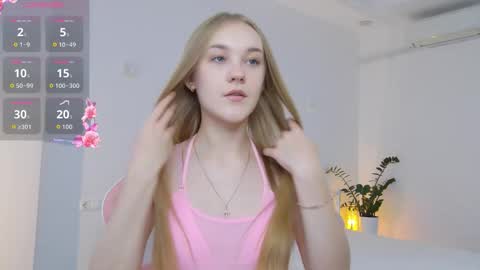 Snapshot of suzipons chatting on October 2025 01:42:02 PM Suzi online show from October 2025 01:42:02 PM