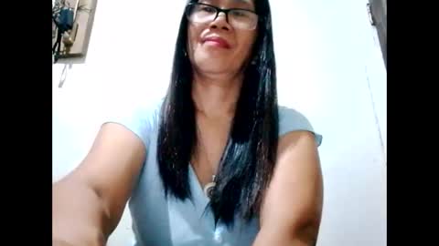 Snapshot of suzzie_hot chatting on December 2024 08:48:01 PM suzzie_hot online show from December 2024 08:48:01 PM