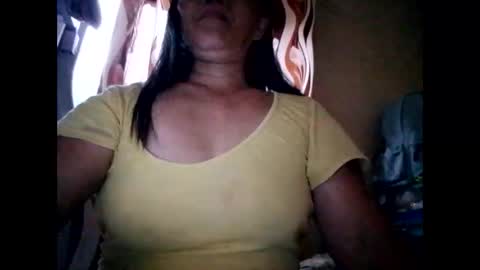 Snapshot of suzzie_hot chatting on January 2025 12:48:01 AM suzzie_hot online show from January 2025 12:48:01 AM