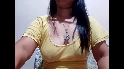 Snapshot of suzzie_hot chatting on March 2025 09:59:02 PM suzzie_hot online show from March 2025 09:59:02 PM