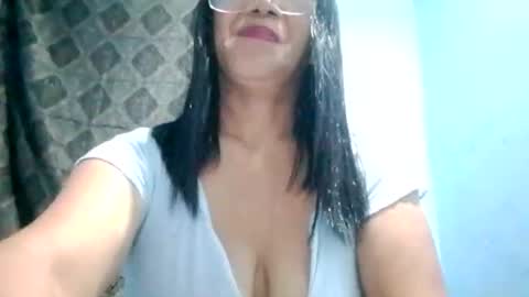 Snapshot of suzzie_hot chatting on September 2025 11:26:01 AM suzzie_hot online show from September 2025 11:26:01 AM