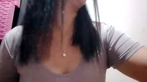 suzzie_hot online show from November 2025 09:48:02 AM