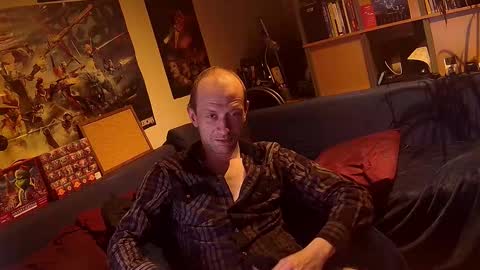 svenerd______ online show from March 2026 10:16:01 PM