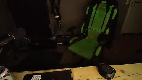 Snapshot of swaicy1990 chatting on September 2025 10:22:02 PM swaicy1990 online show from September 2025 10:22:02 PM