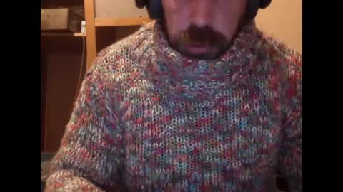 Snapshot of sweaterboy666 chatting on February 2025 03:43:02 AM sweaterboy666 online show from February 2025 03:43:02 AM
