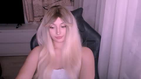 Kate online show from December 2025 11:28:02 AM