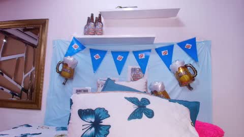 Debora  online show from October 2025 12:00:02 PM