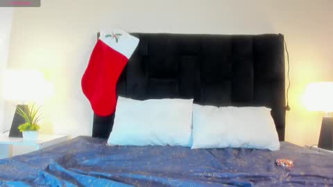 Snapshot of sweerbilly2 chatting on December 2024 06:44:01 AM sweerbilly2 online show from December 2024 06:44:01 AM