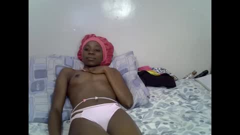 Snapshot of sweest_caster chatting on May 2026 04:13:02 PM Sweetest doll online show from May 2026 04:13:02 PM