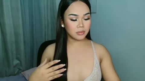 Snapshot of sweet18_jasmine chatting on January 2025 02:19:02 PM sweet18_jasmine online show from January 2025 02:19:02 PM