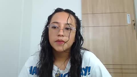 Snapshot of sweet1sin chatting on January 2025 07:28:02 PM Laura online show from January 2025 07:28:02 PM