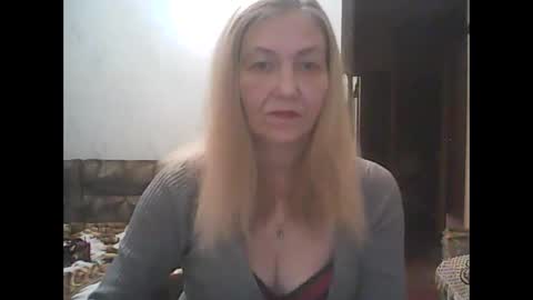 sweet4blonde609 online show from December 2024 02:49:02 PM