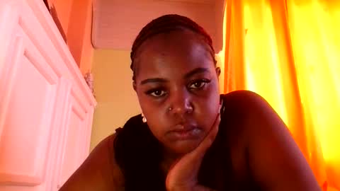 sweet52537 online show from October 2025 08:45:01 AM