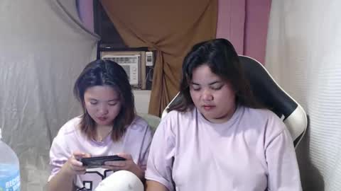 Snapshot of sweet_69ally chatting on September 2025 09:52:02 PM ally online show from September 2025 09:52:02 PM