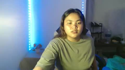 Snapshot of sweet_69ally chatting on November 2025 03:45:02 PM ally online show from November 2025 03:45:02 PM