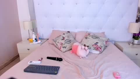 Snapshot of sweet__abbey chatting on September 2025 08:34:02 PM Abby online show from September 2025 08:34:02 PM