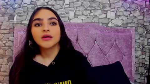 sweet__cherry1 online show from June 2026 07:15:01 PM