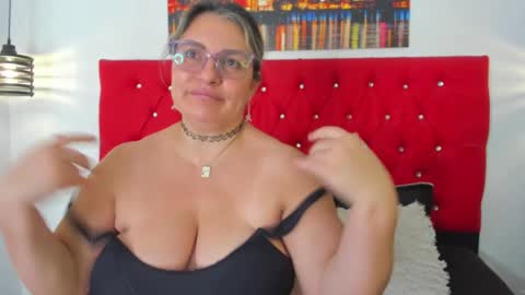 Carolina online show from March 2026 05:17:02 PM