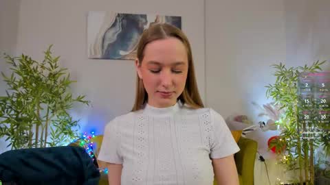 Snapshot of sweet__monica chatting on February 2026 01:04:02 AM Monica GTM 3MoTuWeFrSa 500pm-1000pm online show from February 2026 01:04:02 AM