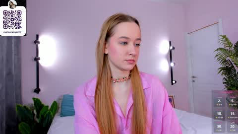 Snapshot of sweet__monica chatting on April 2026 01:17:02 AM Monica GTM 3MoTuWeFrSa 500pm-1000pm online show from April 2026 01:17:02 AM