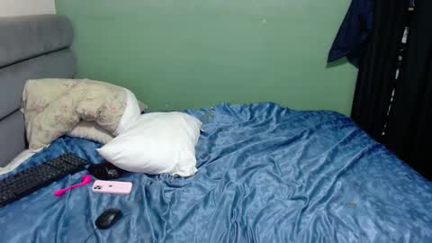 Nikol online show from September 2025 10:53:02 PM