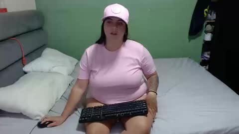 Nikol online show from September 2025 02:41:01 PM