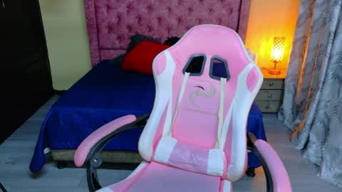 Snapshot of sweet__thang chatting on April 2026 04:17:02 AM sweet__thang online show from April 2026 04:17:02 AM