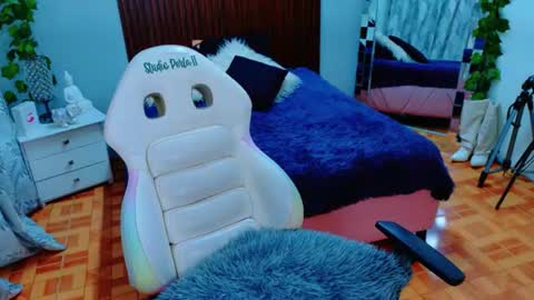 sweet__thang online show from June 2026 12:32:02 AM