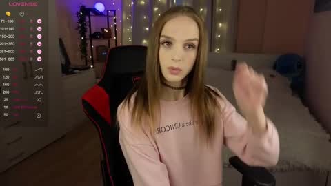 Snapshot of sweet_ali3s chatting on March 2025 03:26:01 PM Call me Alis online show from March 2025 03:26:01 PM