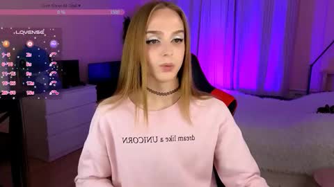 Snapshot of sweet_ali3s chatting on September 2025 05:40:02 PM Call me Alis online show from September 2025 05:40:02 PM