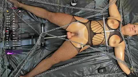 Snapshot of sweet_amandax chatting on February 2026 08:28:01 PM online show from February 2026 08:28:01 PM