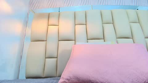 Snapshot of sweet_amye chatting on October 2025 07:12:02 PM Amye online show from October 2025 07:12:02 PM