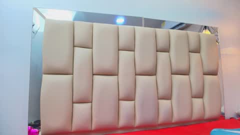 Amye  online show from November 2025 07:13:02 PM