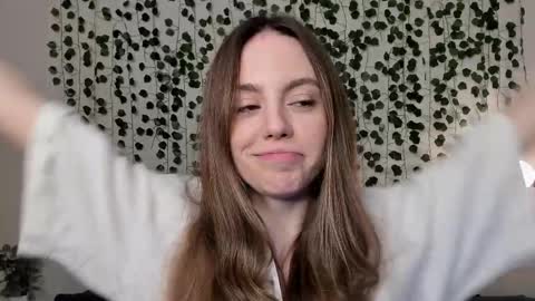 Snapshot of sweet_and_flirt chatting on October 2025 07:20:02 AM Alice online show from October 2025 07:20:02 AM
