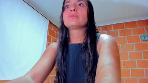 sweet and hot alaia online show from September 2025 03:28:01 AM