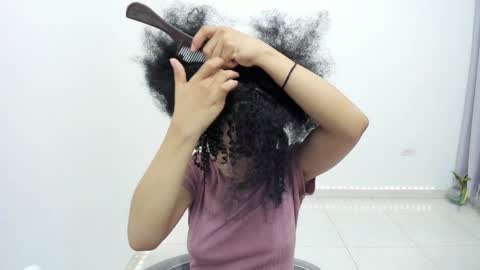 Snapshot of sweet_anie_04 chatting on January 2025 02:33:02 AM Anie online show from January 2025 02:33:02 AM