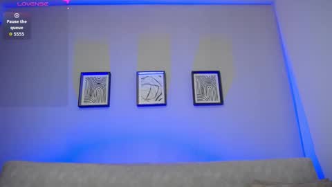 Snapshot of sweet_bella_valery_ chatting on November 2025 10:29:02 PM Bella Valery online show from November 2025 10:29:02 PM