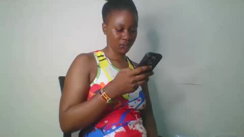 Snapshot of sweet_blackgal chatting on December 2024 02:36:01 AM Lavie online show from December 2024 02:36:01 AM