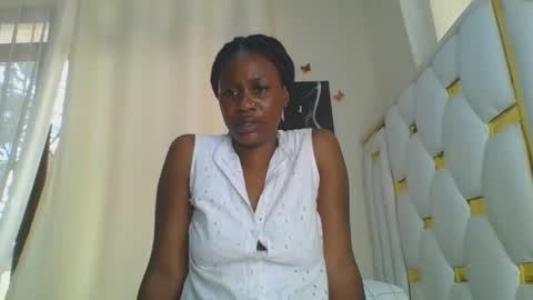 Snapshot of sweet_blackgal chatting on March 2025 11:08:02 AM Lavie online show from March 2025 11:08:02 AM