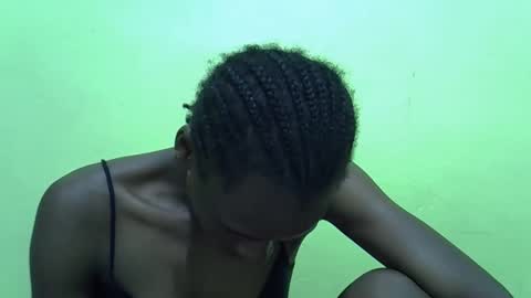 Snapshot of sweet_candie01 chatting on December 2025 03:06:01 PM sweet_candie01 online show from December 2025 03:06:01 PM