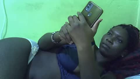 sweet_cherie1 online show from April 2026 07:01:01 AM